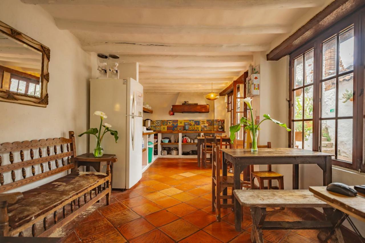 Alegrias Hostel Bogotá Extérieur photo